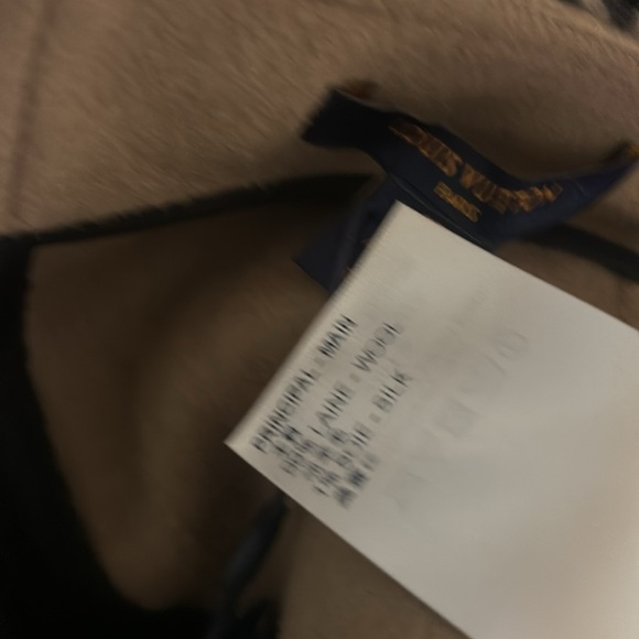 1️⃣0️⃣0️⃣0️⃣ brand new authentic Louis Vuitton wool mini skirt 🥰SOLD 🥰 - Picture 11 of 11